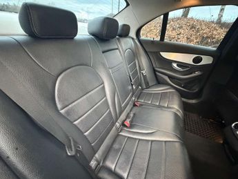 Mercedes-Benz C Class 2.1 C220 D Sport Premium Auto 4dr