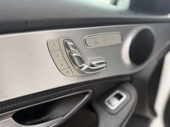 Mercedes-Benz C Class 2.1 C220 D Sport Premium Auto 4dr