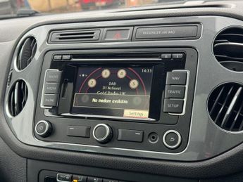 Volkswagen Tiguan TDI BlueMotion Tech Match SUV 5dr Diesel Auto DSG 4WD Euro 5 (17