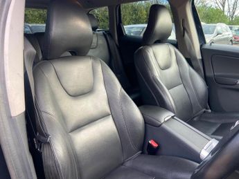 Volvo XC60 2.4 D5 SE Lux Nav Auto AWD Euro 6 (s/s) 5dr
