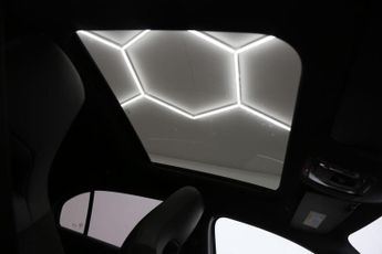 Mercedes-Benz A Class 1.5 A180d AMG Line (Premium Plus) 7G-DCT Euro 6 (s/s) 5dr