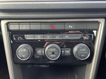 Volkswagen T-Roc 1.5 TSI EVO Design DSG Euro 6 (s/s) 5dr