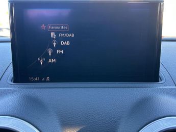 Audi A3 1.5 TFSI CoD 35 Black Edition Sportback S Tronic Euro 6 (s/s) 5d