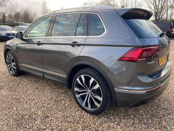 Volkswagen Tiguan 2.0 TDI BlueMotion Tech R-Line DSG 4Motion Euro 6 (s/s) 5dr