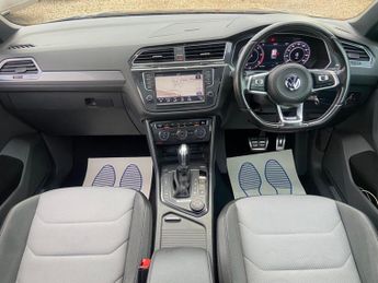 Volkswagen Tiguan 2.0 TDI BlueMotion Tech R-Line DSG 4Motion Euro 6 (s/s) 5dr