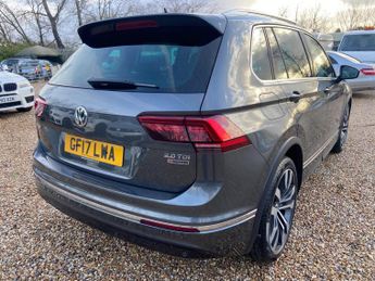 Volkswagen Tiguan 2.0 TDI BlueMotion Tech R-Line DSG 4Motion Euro 6 (s/s) 5dr