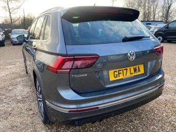 Volkswagen Tiguan 2.0 TDI BlueMotion Tech R-Line DSG 4Motion Euro 6 (s/s) 5dr