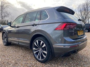 Volkswagen Tiguan 2.0 TDI BlueMotion Tech R-Line DSG 4Motion Euro 6 (s/s) 5dr