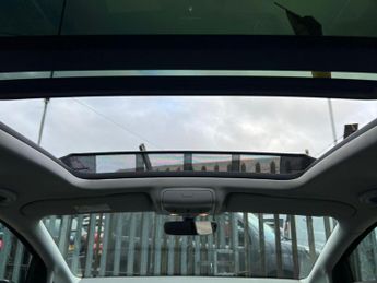 SEAT Alhambra TDI SE LUX