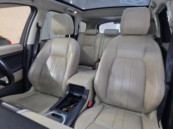 Land Rover Discovery Sport TD4 HSE