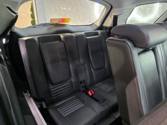 Land Rover Discovery Sport TD4 HSE LUXURY
