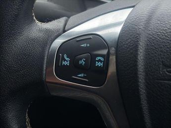 Ford Fiesta 1.0T EcoBoost Titanium Euro 6 (s/s) 5dr