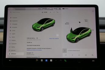Tesla Model 3 Standard Range Plus Auto RWD 4dr