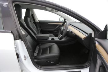 Tesla Model 3 Standard Range Plus Auto RWD 4dr