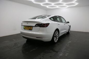 Tesla Model 3 Standard Range Plus Auto RWD 4dr