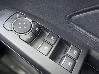 Ford Focus 1.5 182 ST-LINE X AUTOMATIC