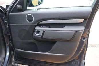 Land Rover Discovery COMMERCIAL DYNAMIC HSE HUGE FACTORY SPEC WITH ELECTRIC REAR LAND