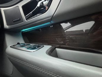 Jaguar XF D PREMIUM LUXURY SPORTBRAKE