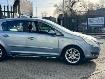 Vauxhall Corsa DESIGN 16V