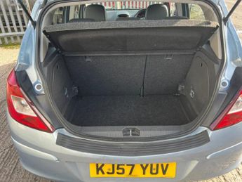 Vauxhall Corsa DESIGN 16V