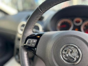 Vauxhall Corsa DESIGN 16V