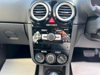 Vauxhall Corsa DESIGN 16V