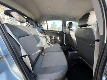 Vauxhall Corsa DESIGN 16V