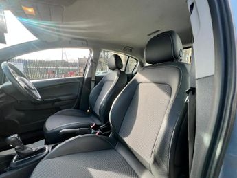 Vauxhall Corsa DESIGN 16V
