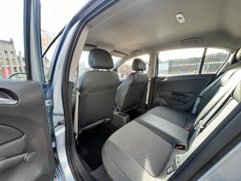 Vauxhall Corsa DESIGN 16V