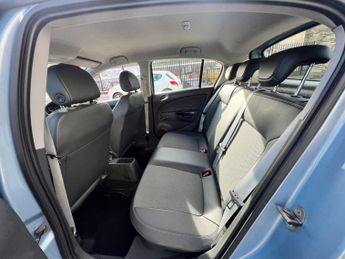Vauxhall Corsa DESIGN 16V