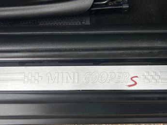 Mini Hatch 2.0 Cooper S Exclusive Euro 6 (s/s) 3dr