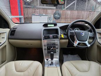 Volvo XC60 D5 SE LUX AWD