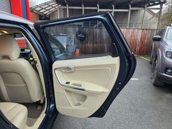 Volvo XC60 D5 SE LUX AWD