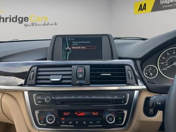 BMW 3 Series 2.0 320i Luxury Touring xDrive Euro 6 (s/s) 5dr