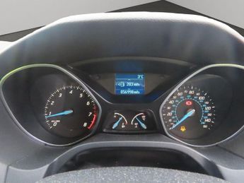 Ford Focus 1.6 Zetec Euro 5 5dr