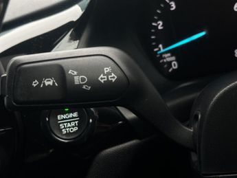 Ford Fiesta 1.0T EcoBoost Titanium Euro 6 (s/s) 5dr