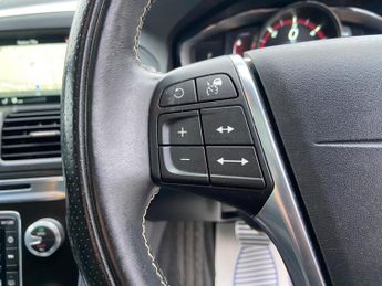 Volvo XC60 2.0 D4 R-Design Lux Nav Geartronic Euro 6 (s/s) 5dr