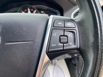 Volvo XC60 2.0 D4 R-Design Lux Nav Geartronic Euro 6 (s/s) 5dr