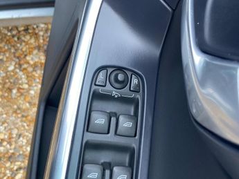 Volvo XC60 2.0 D4 R-Design Lux Nav Geartronic Euro 6 (s/s) 5dr