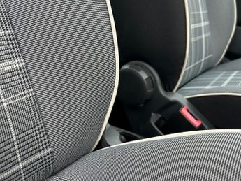 Fiat 500 1.2 Lounge Dualogic Euro 6 (s/s) 3dr