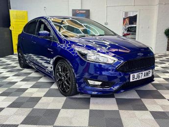 Ford Focus Focus ST-Line Hatchback 1 Manual Petrol