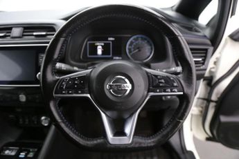 Nissan LEAF 40kWh N-Connecta Auto 5dr