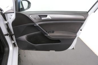 Volkswagen Golf 1.6 TDI SE DSG Euro 6 (s/s) 5dr