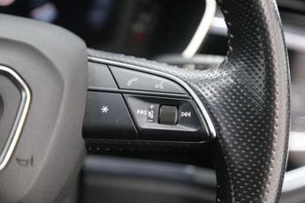 Audi Q3 1.5 TFSI CoD 35 S line S Tronic Euro 6 (s/s) 5dr