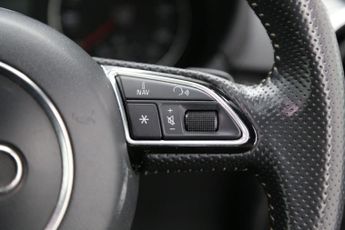 Audi A1 1.4 TFSI S line S Tronic Euro 6 (s/s) 3dr (Nav)