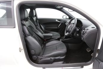 Audi A1 1.4 TFSI S line S Tronic Euro 6 (s/s) 3dr (Nav)