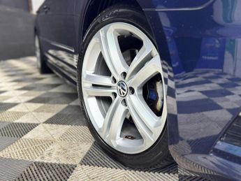 Volkswagen CC 2.0 TDI BlueMotion Tech R-Line DSG Euro 5 (s/s) 4dr