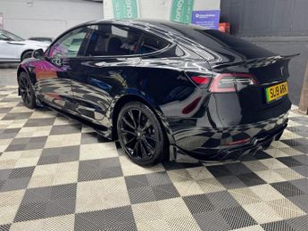 Tesla Model 3 Standard Range Plus Auto RWD 4dr