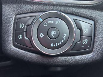 Ford B-Max 1.6 Zetec Powershift Euro 5 5dr