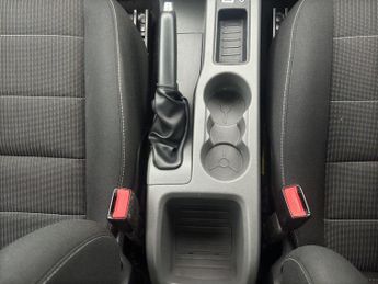 Ford Focus 1.6 Sport 5dr